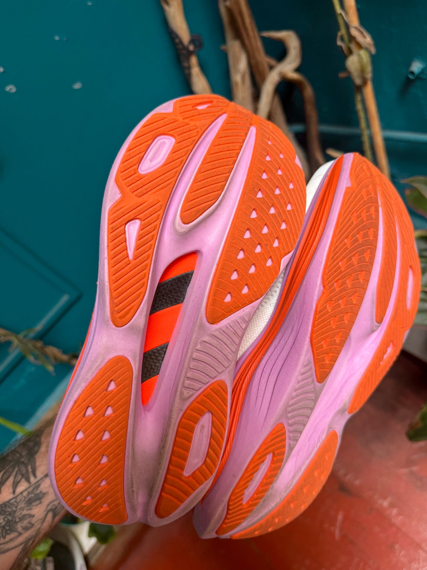 Hoka Skyward x / 40.5 eur