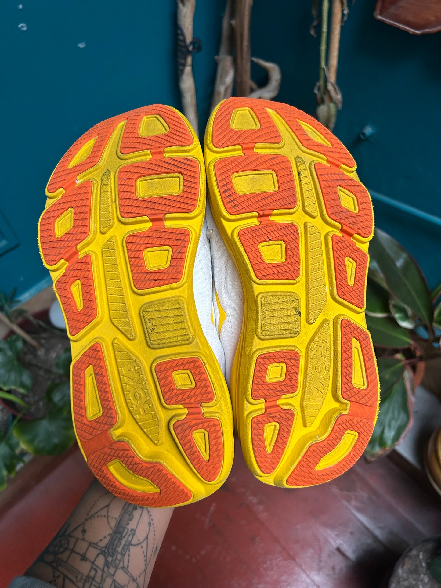 Hoka bondi 9 40.5 eur