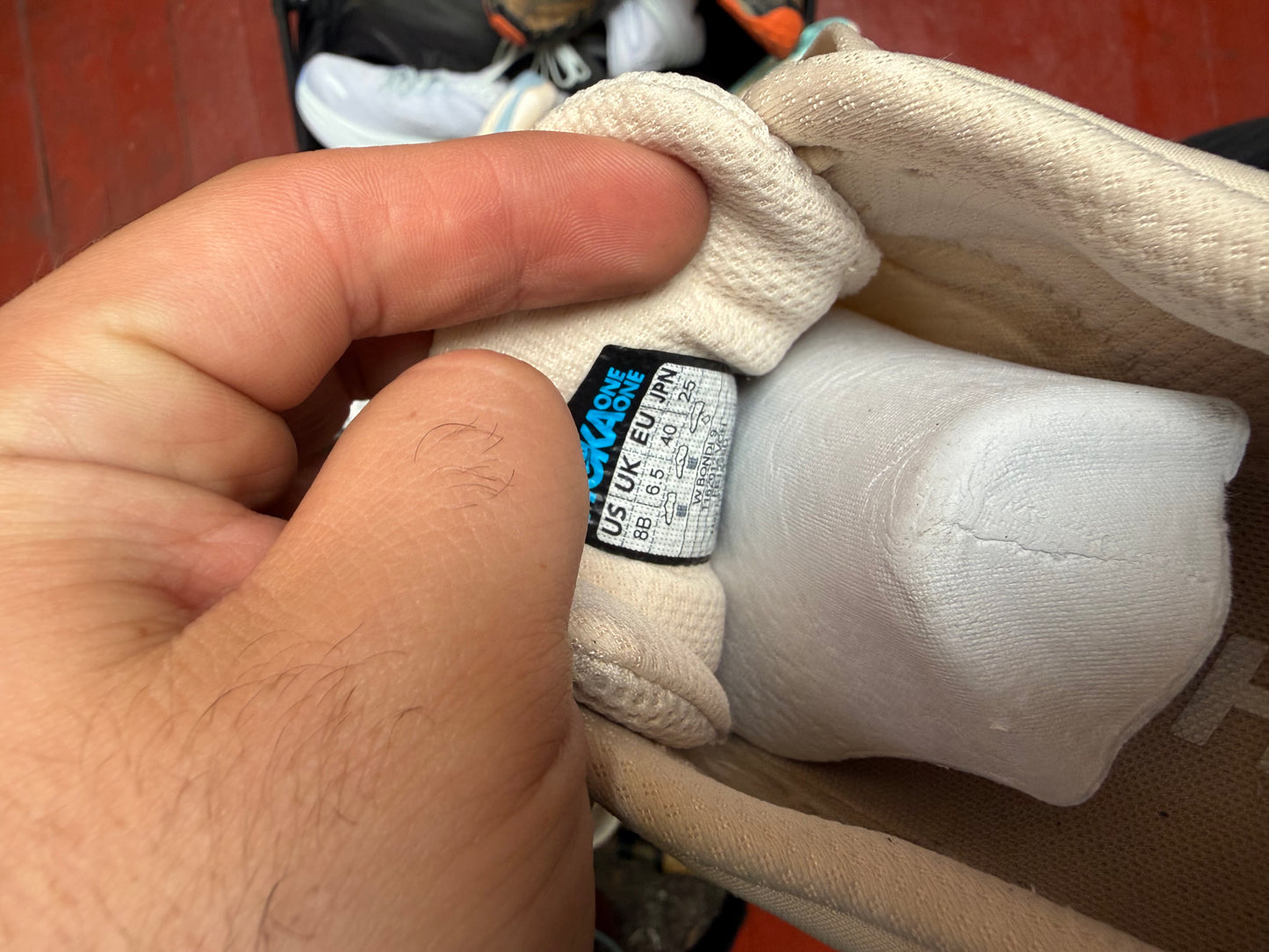 Zapatilla Hoka Bondi 9