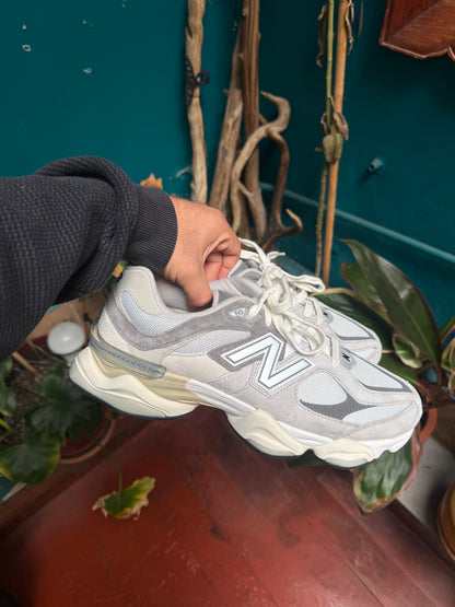 New balance 9060