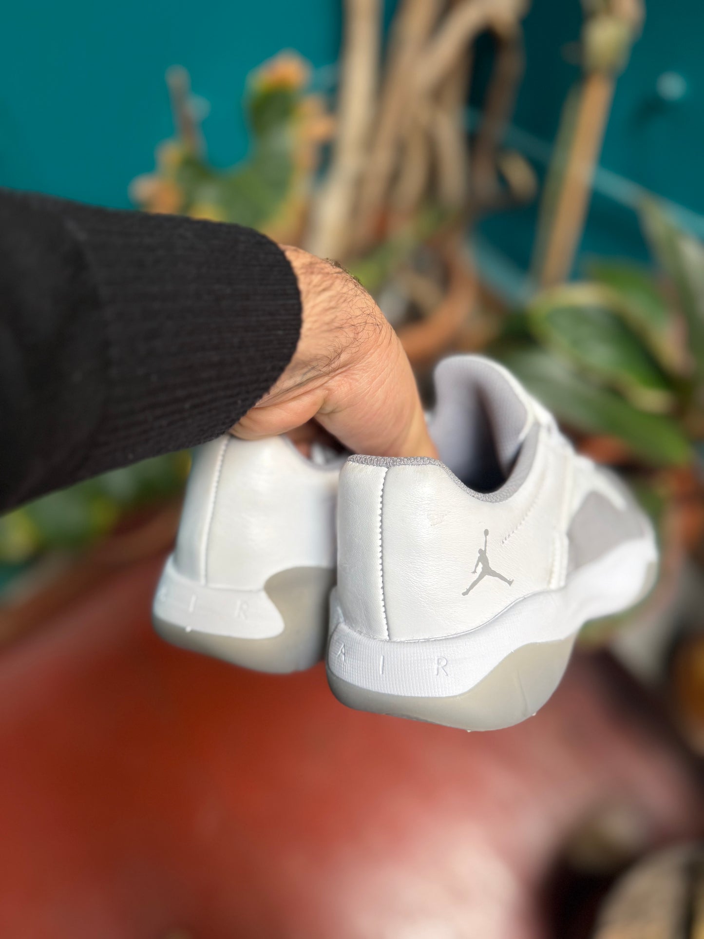 Jordan cmft low