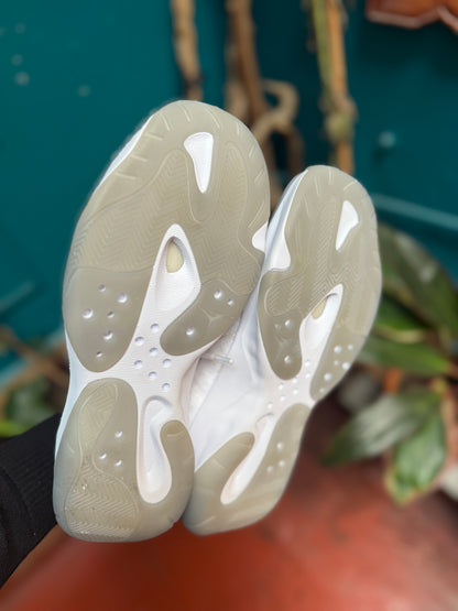 Jordan cmft low