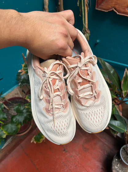 Zapatillas Hoka Kawana