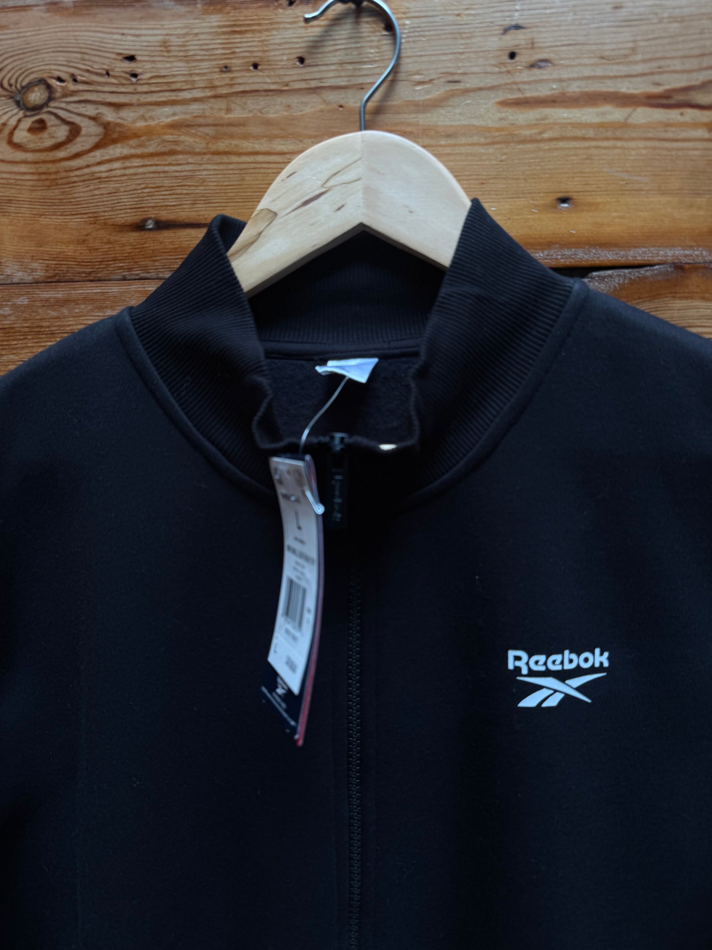 Poleron reebok