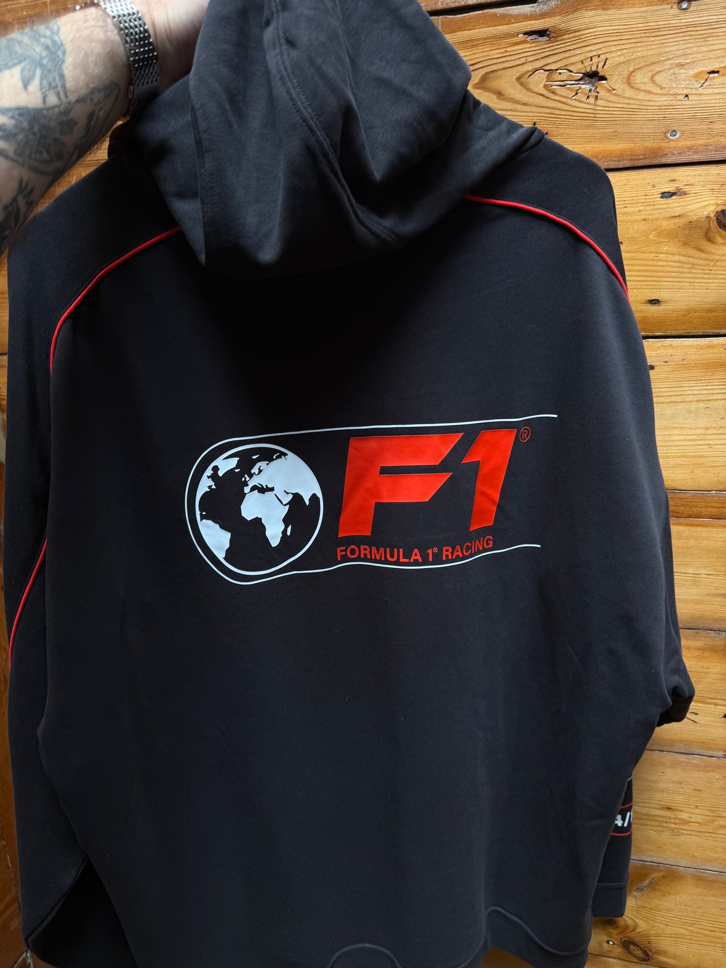Poleron Puma f1