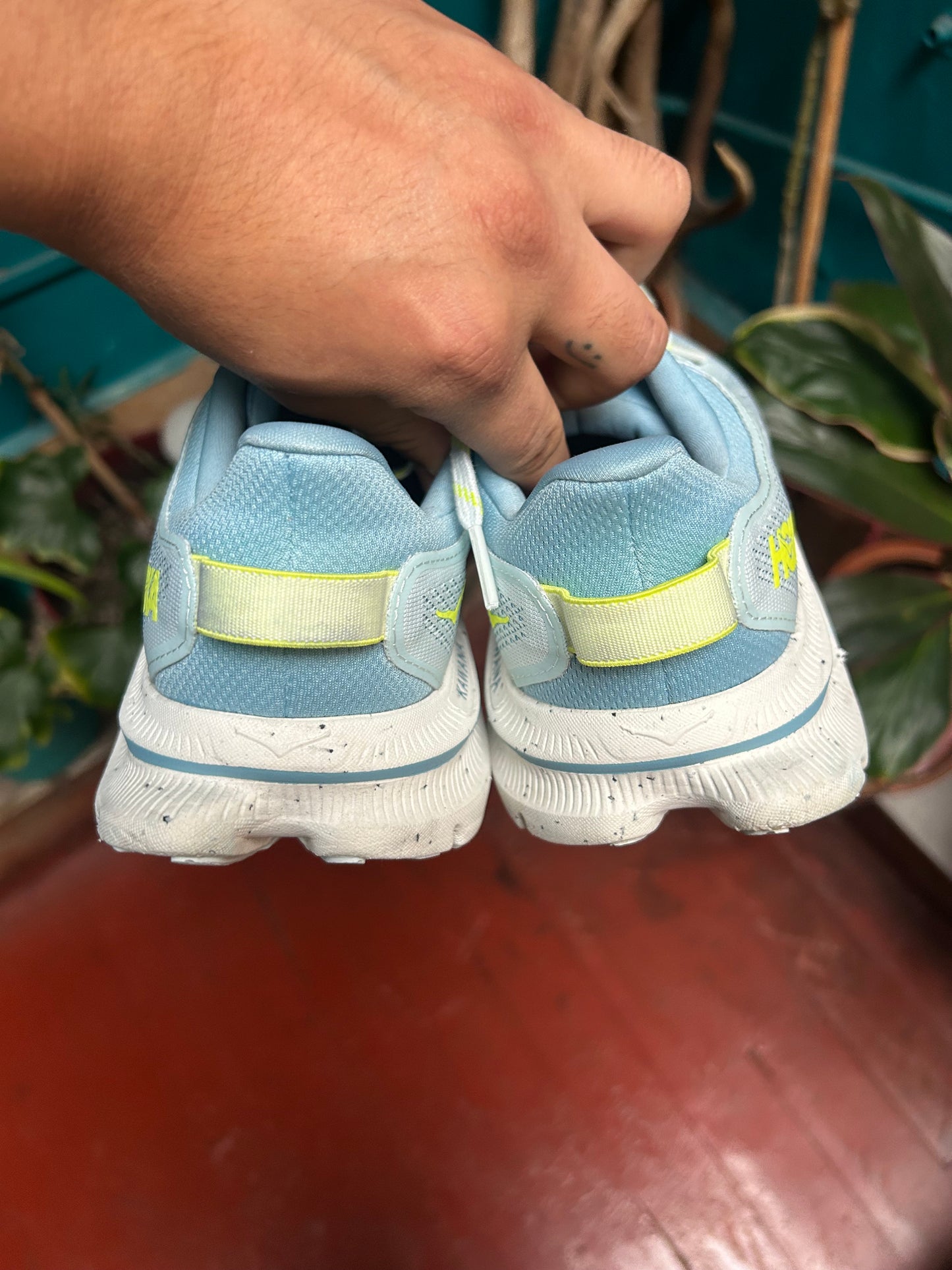 Remate Hoka Kawana 42 eur