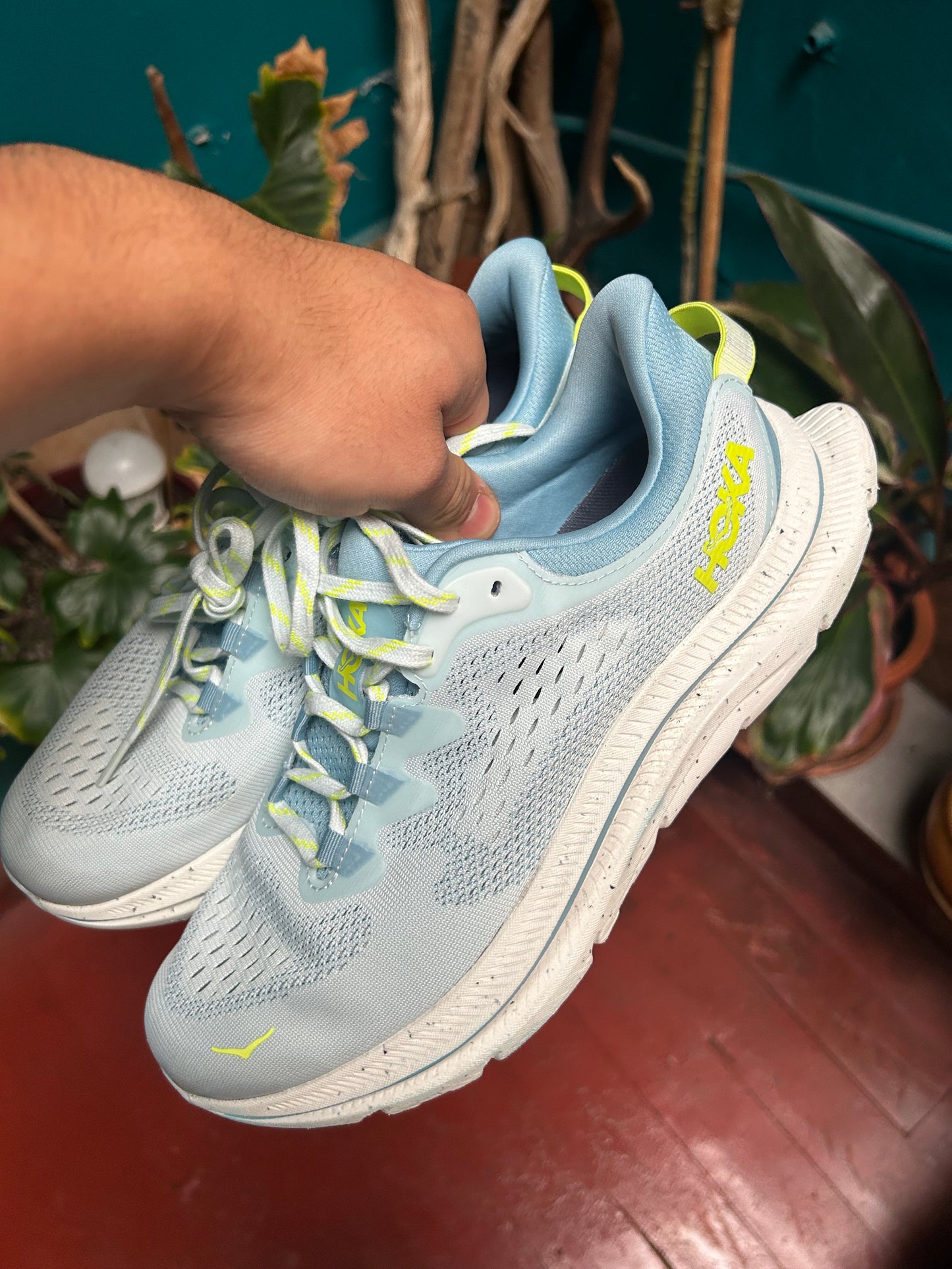 Remate Hoka Kawana 42 eur