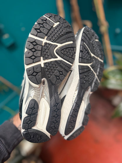 New balance 1906
