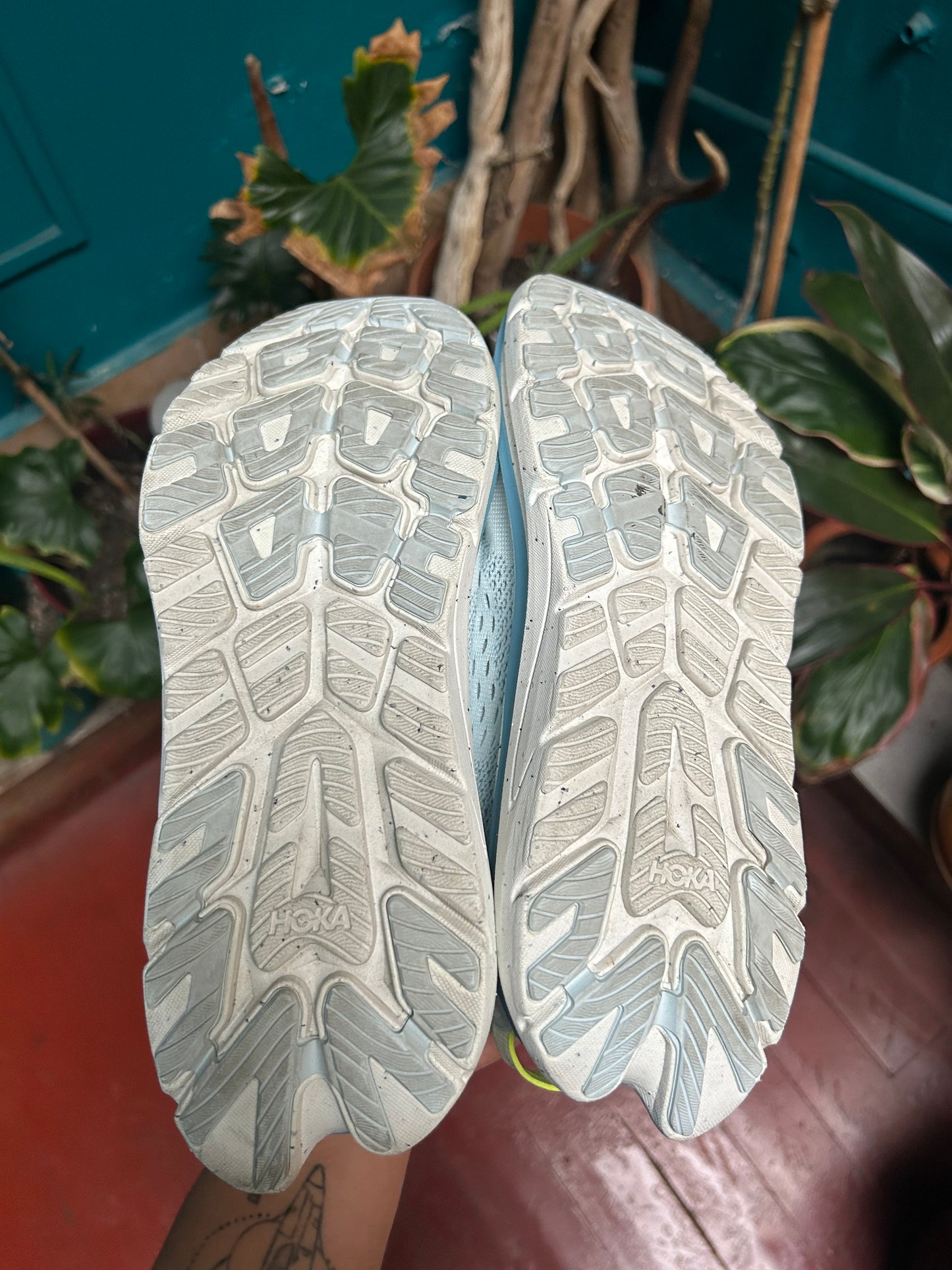 Remate Hoka Kawana 42 eur
