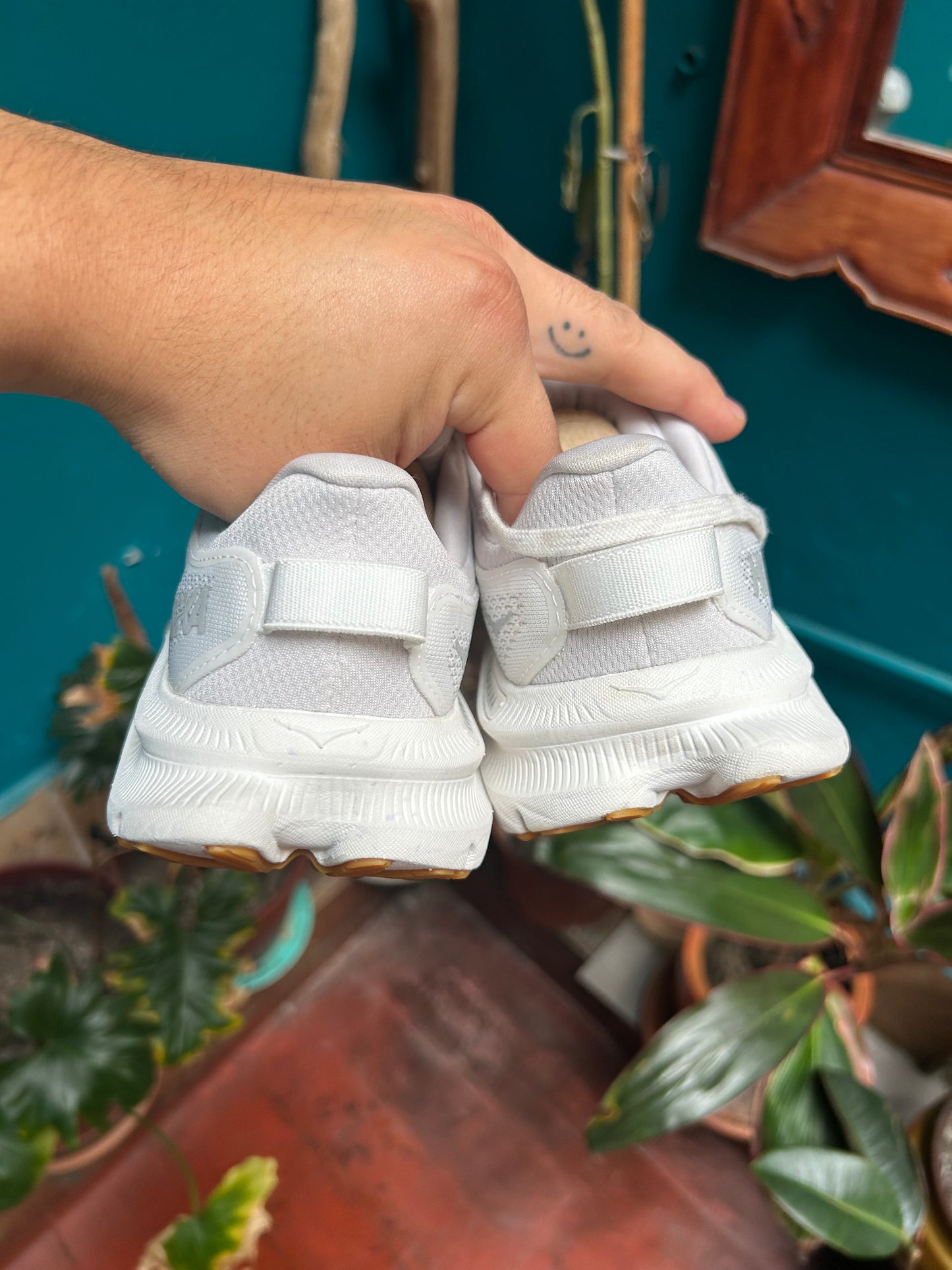 Zapatillas Hoka Kawana