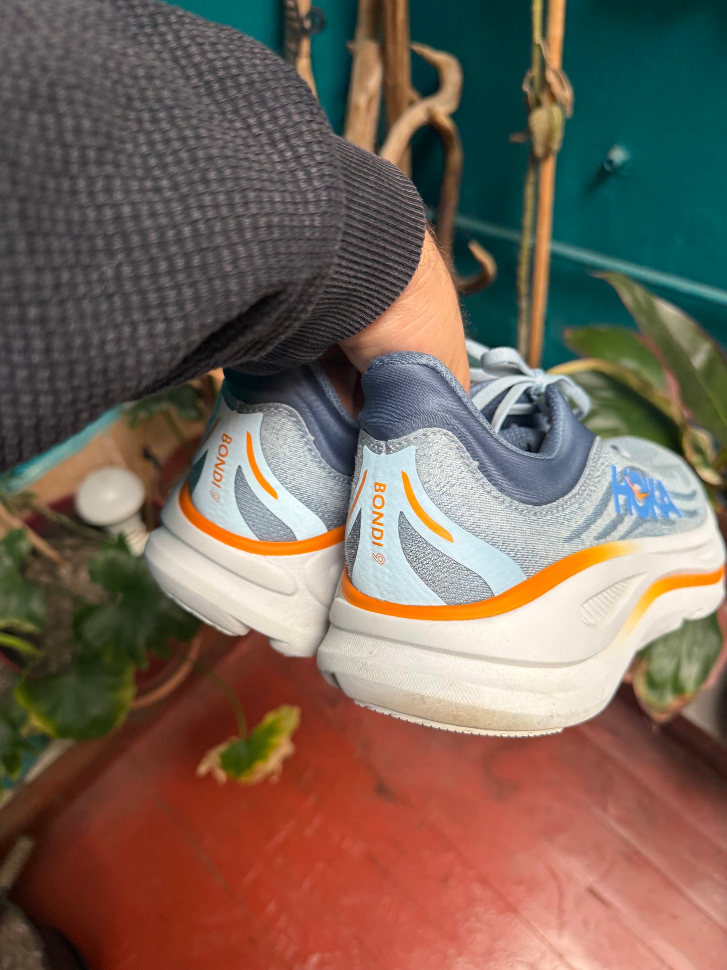 Remate Hoka bondi 9
