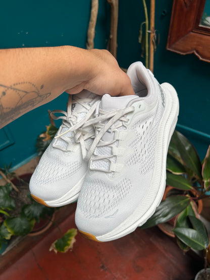 Zapatillas Hoka Kawana