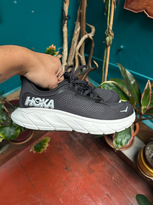 Zapatilla Hoka Arahi 7