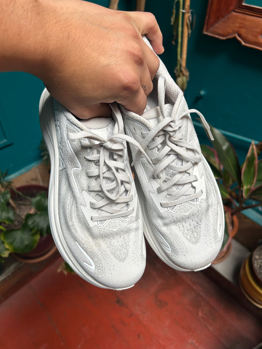 Zapatilla Hoka Clifton 10