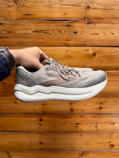 Brooks ghost max